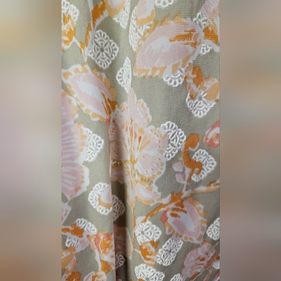 Ruby Rd Floral Top - Picture 9 of 9